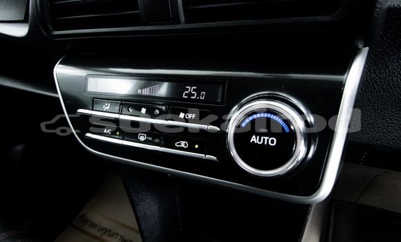 ซื้อ รถมือสอง Toyota Sienta เขียว รถยนต์ ใน %{เมือง} ใน กรุงเทพมหานคร ซื้อ รถมือสอง Toyota Sienta เขียว รถยนต์ ใน %{เมือง} ใน กรุงเทพมหานคร