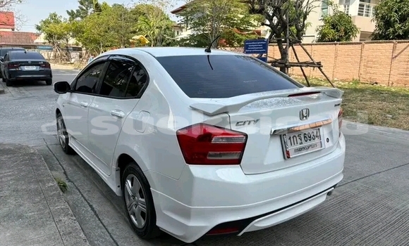 ซื้อ รถมือสอง Honda City ขาว รถยนต์ ใน %{เมือง} ใน ชัยนาท ซื้อ รถมือสอง Honda City ขาว รถยนต์ ใน %{เมือง} ใน ชัยนาท