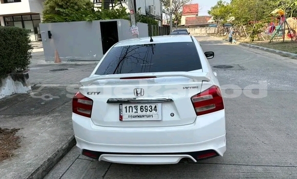 ซื้อ รถมือสอง Honda City ขาว รถยนต์ ใน %{เมือง} ใน ชัยนาท ซื้อ รถมือสอง Honda City ขาว รถยนต์ ใน %{เมือง} ใน ชัยนาท