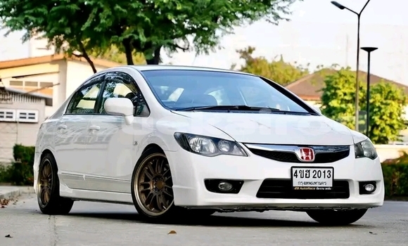 ซื้อ รถมือสอง Honda Civic ขาว รถยนต์ ใน %{เมือง} ใน ชัยภูมิ