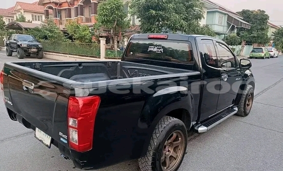 ซื้อ รถมือสอง Isuzu D-Max สีดำ รถยนต์ ใน %{เมือง} ใน ฉะเชิงเทรา ซื้อ รถมือสอง Isuzu D-Max สีดำ รถยนต์ ใน %{เมือง} ใน ฉะเชิงเทรา