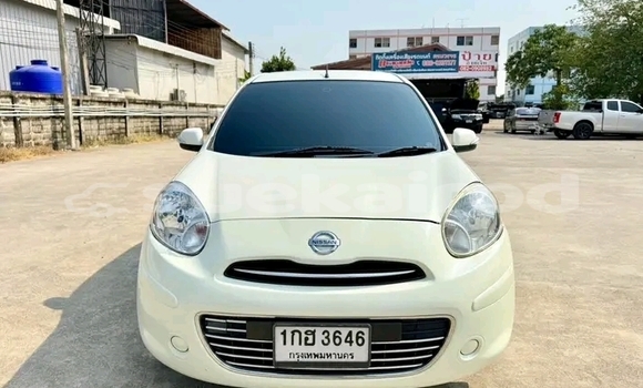 ซื้อ รถมือสอง Nissan March ขาว รถยนต์ ใน %{เมือง} ใน ชัยนาท ซื้อ รถมือสอง Nissan March ขาว รถยนต์ ใน %{เมือง} ใน ชัยนาท