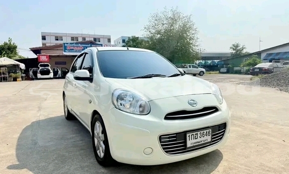 ซื้อ รถมือสอง Nissan March ขาว รถยนต์ ใน %{เมือง} ใน ชัยนาท ซื้อ รถมือสอง Nissan March ขาว รถยนต์ ใน %{เมือง} ใน ชัยนาท