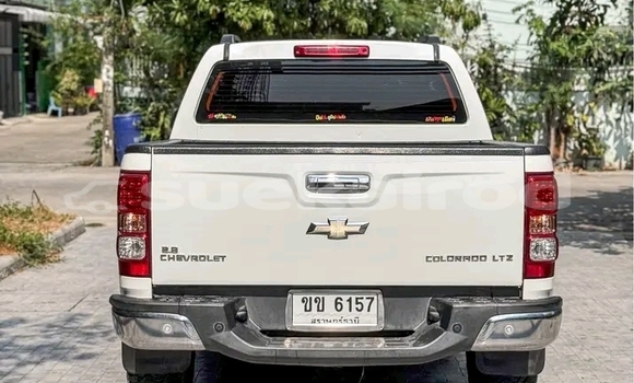 ซื้อ รถมือสอง Chevrolet Colorado ขาว รถยนต์ ใน %{เมือง} ใน ลำปาง ซื้อ รถมือสอง Chevrolet Colorado ขาว รถยนต์ ใน %{เมือง} ใน ลำปาง