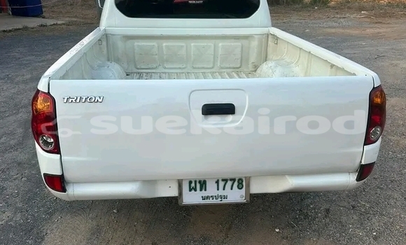 ซื้อ รถมือสอง Toyota Tundra ขาว รถยนต์ ใน %{เมือง} ใน กาฬสินธุ์ ซื้อ รถมือสอง Toyota Tundra ขาว รถยนต์ ใน %{เมือง} ใน กาฬสินธุ์