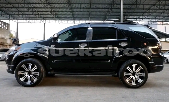 Buy Used Toyota Fortuner Black Car in Chaiyaphum in Chaiyaphum Buy Used Toyota Fortuner Black Car in Chaiyaphum in Chaiyaphum