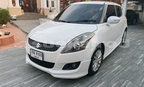 Buy Used Suzuki Swift White Car in Chai Nat in Chai Nat Buy Used Suzuki Swift White Car in Chai Nat in Chai Nat