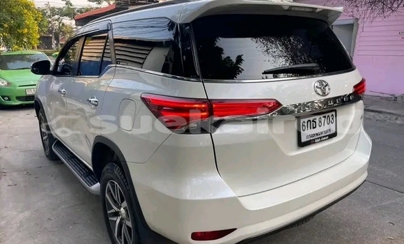 ซื้อ รถมือสอง Toyota Fortuner ขาว รถยนต์ ใน %{เมือง} ใน ชัยนาท ซื้อ รถมือสอง Toyota Fortuner ขาว รถยนต์ ใน %{เมือง} ใน ชัยนาท