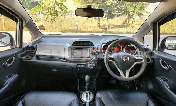 ซื้อ รถมือสอง Honda Jazz ขาว รถยนต์ ใน %{เมือง} ใน นนทบุรี ซื้อ รถมือสอง Honda Jazz ขาว รถยนต์ ใน %{เมือง} ใน นนทบุรี