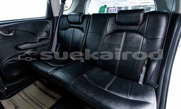 Buy Used Honda Jazz White Car in Nonthaburi in Nonthaburi Buy Used Honda Jazz White Car in Nonthaburi in Nonthaburi