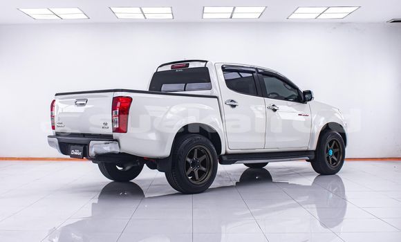 ซื้อ รถมือสอง Isuzu D-Max ขาว รถยนต์ ใน %{เมือง} ใน กรุงเทพมหานคร ซื้อ รถมือสอง Isuzu D-Max ขาว รถยนต์ ใน %{เมือง} ใน กรุงเทพมหานคร