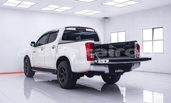 ซื้อ รถมือสอง Isuzu D-Max ขาว รถยนต์ ใน %{เมือง} ใน กรุงเทพมหานคร ซื้อ รถมือสอง Isuzu D-Max ขาว รถยนต์ ใน %{เมือง} ใน กรุงเทพมหานคร