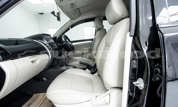 Buy Used Mitsubishi Pajero Black Car in Bangkok in Bangkok Buy Used Mitsubishi Pajero Black Car in Bangkok in Bangkok