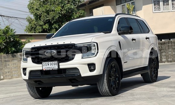ซื้อ รถมือสอง Ford Everest ขาว รถยนต์ ใน %{เมือง} ใน นนทบุรี