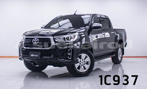 Buy Used Toyota Hiluxe Revo Black Car in Bangkok in Bangkok