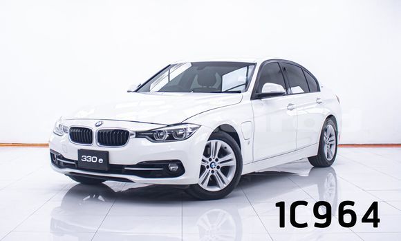 Buy Used BMW 3–Series White Car in Bangkok in Bangkok