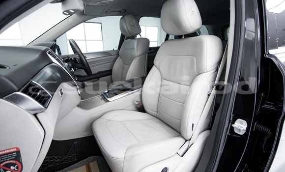 ซื้อ รถมือสอง Mercedes-Benz M-klasse สีดำ รถยนต์ ใน %{เมือง} ใน นนทบุรี ซื้อ รถมือสอง Mercedes-Benz M-klasse สีดำ รถยนต์ ใน %{เมือง} ใน นนทบุรี