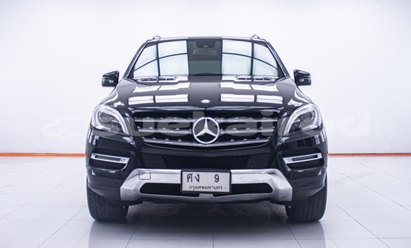 ซื้อ รถมือสอง Mercedes-Benz M-klasse สีดำ รถยนต์ ใน %{เมือง} ใน นนทบุรี ซื้อ รถมือสอง Mercedes-Benz M-klasse สีดำ รถยนต์ ใน %{เมือง} ใน นนทบุรี