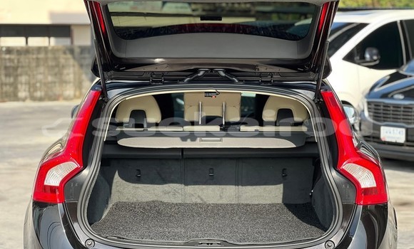 ซื้อ รถมือสอง Volvo V60 สีดำ รถยนต์ ใน %{เมือง} ใน นนทบุรี ซื้อ รถมือสอง Volvo V60 สีดำ รถยนต์ ใน %{เมือง} ใน นนทบุรี