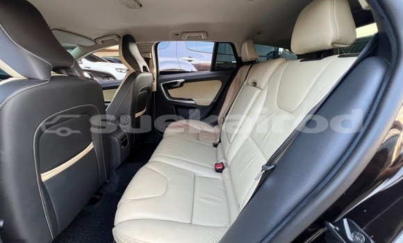 ซื้อ รถมือสอง Volvo V60 สีดำ รถยนต์ ใน %{เมือง} ใน นนทบุรี ซื้อ รถมือสอง Volvo V60 สีดำ รถยนต์ ใน %{เมือง} ใน นนทบุรี