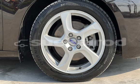 ซื้อ รถมือสอง Volvo V60 สีดำ รถยนต์ ใน %{เมือง} ใน นนทบุรี ซื้อ รถมือสอง Volvo V60 สีดำ รถยนต์ ใน %{เมือง} ใน นนทบุรี