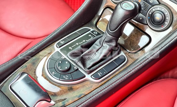 Buy Used Mercedes-Benz SL-klasse Black Car in Nonthaburi in Nonthaburi Buy Used Mercedes-Benz SL-klasse Black Car in Nonthaburi in Nonthaburi