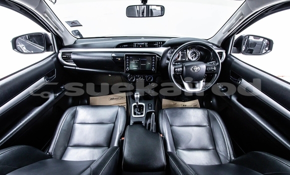 Buy Used Toyota Hiluxe Revo Other Car in Nonthaburi in Nonthaburi Buy Used Toyota Hiluxe Revo Other Car in Nonthaburi in Nonthaburi