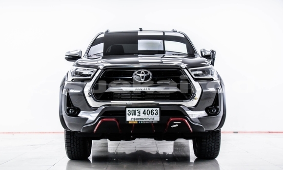 Buy Used Toyota Hiluxe Revo Other Car in Nonthaburi in Nonthaburi Buy Used Toyota Hiluxe Revo Other Car in Nonthaburi in Nonthaburi