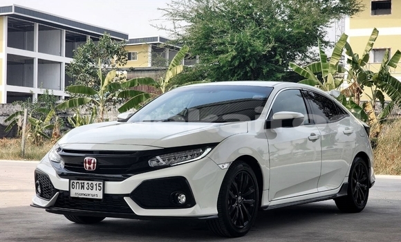 Buy Used Honda Civic White Car in Bangkok in Bangkok