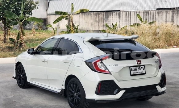 Buy Used Honda Civic White Car in Bangkok in Bangkok Buy Used Honda Civic White Car in Bangkok in Bangkok