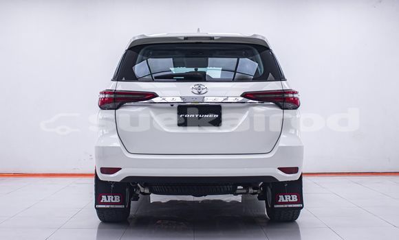 Buy Used Toyota Fortuner White Car in Bangkok in Bangkok Buy Used Toyota Fortuner White Car in Bangkok in Bangkok