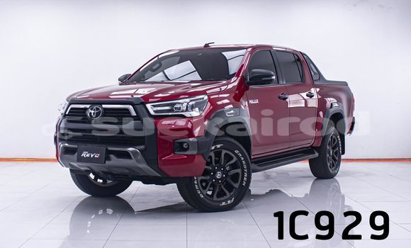 Buy Used Toyota Hiluxe Revo Red Car in Bangkok in Bangkok