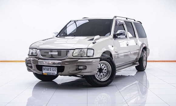 ซื้อ รถมือสอง Isuzu Trooper อื่น ๆ รถยนต์ ใน %{เมือง} ใน นนทบุรี