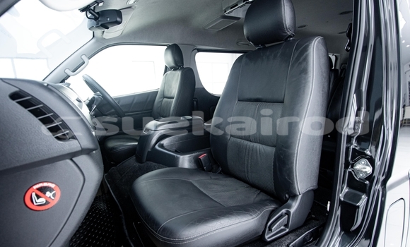 ซื้อ รถมือสอง Toyota Ventury สีดำ รถยนต์ ใน %{เมือง} ใน นนทบุรี ซื้อ รถมือสอง Toyota Ventury สีดำ รถยนต์ ใน %{เมือง} ใน นนทบุรี