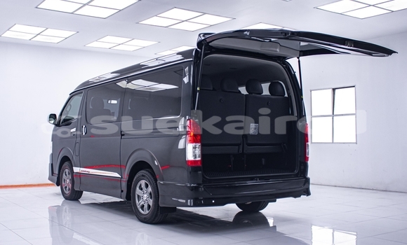 ซื้อ รถมือสอง Toyota Ventury สีดำ รถยนต์ ใน %{เมือง} ใน นนทบุรี ซื้อ รถมือสอง Toyota Ventury สีดำ รถยนต์ ใน %{เมือง} ใน นนทบุรี