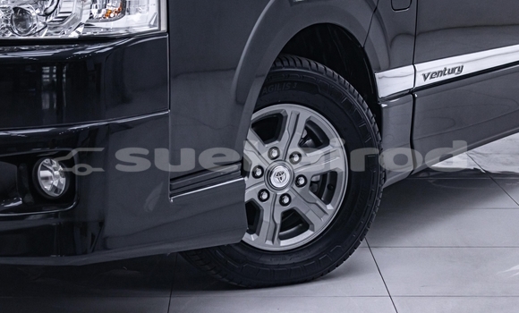 ซื้อ รถมือสอง Toyota Ventury สีดำ รถยนต์ ใน %{เมือง} ใน นนทบุรี ซื้อ รถมือสอง Toyota Ventury สีดำ รถยนต์ ใน %{เมือง} ใน นนทบุรี