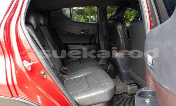 ซื้อ รถมือสอง Toyota C-HR สีแดง รถยนต์ ใน %{เมือง} ใน กรุงเทพมหานคร ซื้อ รถมือสอง Toyota C-HR สีแดง รถยนต์ ใน %{เมือง} ใน กรุงเทพมหานคร