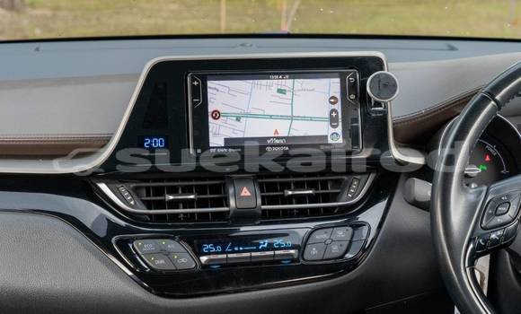 ซื้อ รถมือสอง Toyota C-HR สีแดง รถยนต์ ใน %{เมือง} ใน กรุงเทพมหานคร ซื้อ รถมือสอง Toyota C-HR สีแดง รถยนต์ ใน %{เมือง} ใน กรุงเทพมหานคร