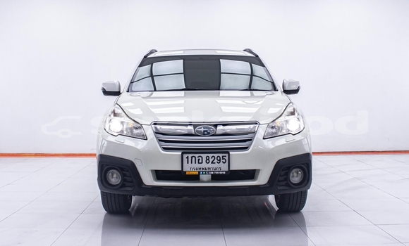 Buy Used Subaru Outback White Car in Nonthaburi in Nonthaburi Buy Used Subaru Outback White Car in Nonthaburi in Nonthaburi