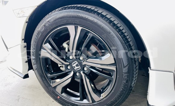 ซื้อ รถมือสอง Honda Civic ขาว รถยนต์ ใน %{เมือง} ใน นนทบุรี ซื้อ รถมือสอง Honda Civic ขาว รถยนต์ ใน %{เมือง} ใน นนทบุรี