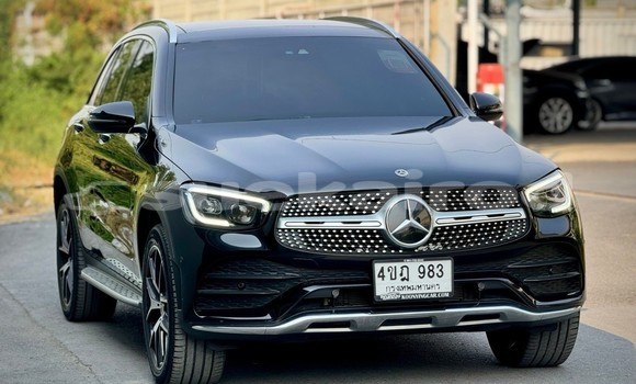 ซื้อ รถมือสอง Mercedes-Benz GLC สีดำ รถยนต์ ใน %{เมือง} ใน นนทบุรี ซื้อ รถมือสอง Mercedes-Benz GLC สีดำ รถยนต์ ใน %{เมือง} ใน นนทบุรี