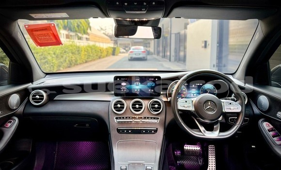 ซื้อ รถมือสอง Mercedes-Benz GLC สีดำ รถยนต์ ใน %{เมือง} ใน นนทบุรี ซื้อ รถมือสอง Mercedes-Benz GLC สีดำ รถยนต์ ใน %{เมือง} ใน นนทบุรี