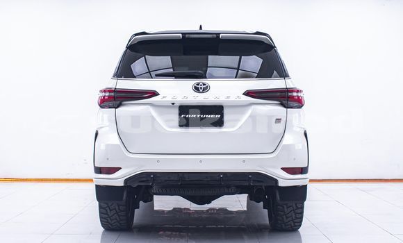 Buy Used Toyota Fortuner White Car in Bangkok in Bangkok Buy Used Toyota Fortuner White Car in Bangkok in Bangkok