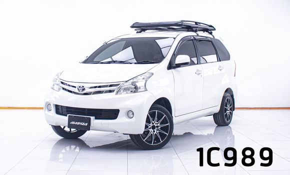 Buy Used Toyota Avanza White Car in Bangkok in Bangkok