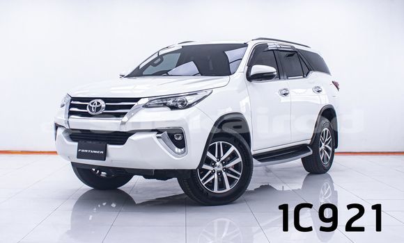 Buy Used Ford Ranger White Car in Bangkok in Bangkok