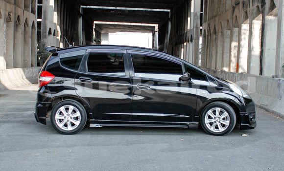 ซื้อ รถมือสอง Honda Jazz สีดำ รถยนต์ ใน %{เมือง} ใน นนทบุรี ซื้อ รถมือสอง Honda Jazz สีดำ รถยนต์ ใน %{เมือง} ใน นนทบุรี