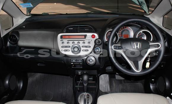 ซื้อ รถมือสอง Honda Jazz สีดำ รถยนต์ ใน %{เมือง} ใน นนทบุรี ซื้อ รถมือสอง Honda Jazz สีดำ รถยนต์ ใน %{เมือง} ใน นนทบุรี