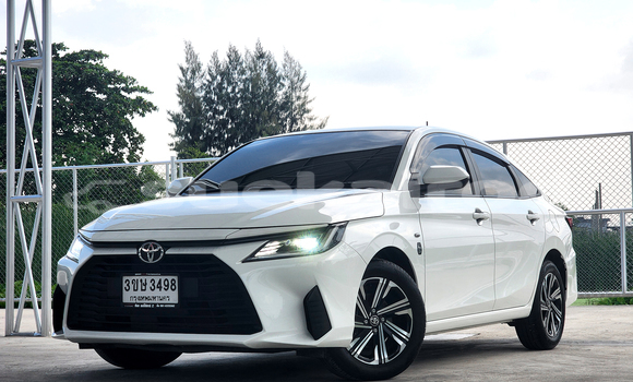 Buy Used Toyota Yaris Ativ White Car in Bangkok in Bangkok