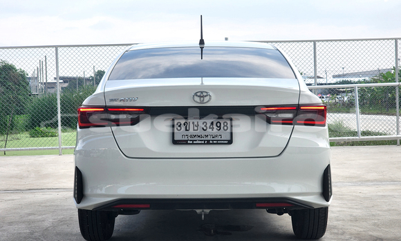 Buy Used Toyota Yaris Ativ White Car in Bangkok in Bangkok Buy Used Toyota Yaris Ativ White Car in Bangkok in Bangkok