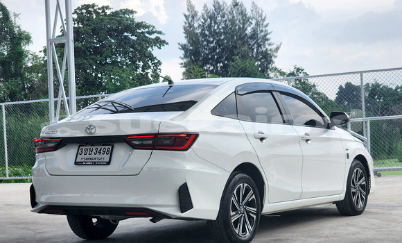 Buy Used Toyota Yaris Ativ White Car in Bangkok in Bangkok Buy Used Toyota Yaris Ativ White Car in Bangkok in Bangkok